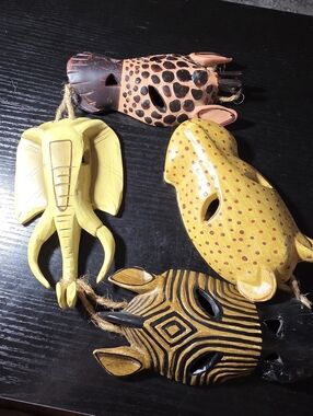 African Animal Masks Wall Hanging 28 inch Zebra Elephant